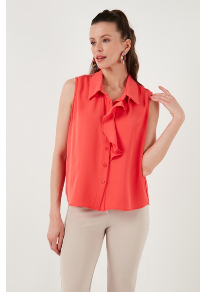 Yakası Volanlı Regular Fit Kolsuz Gömlek Bayan Gömlek 611GO0110