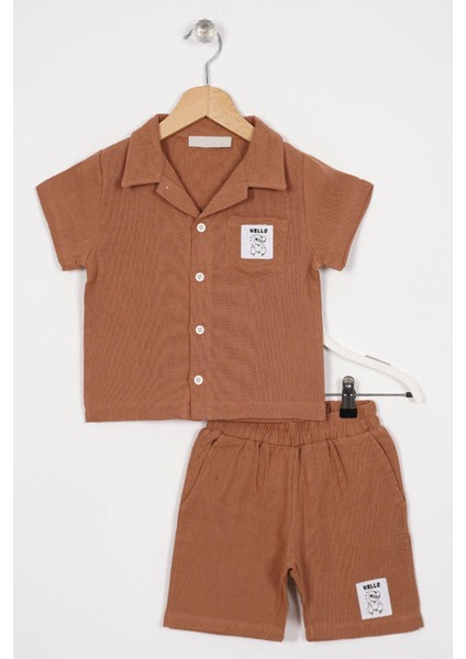 Arma Detaylı Kahverengi Renk Erkek Çocuk Şortlu Takım
