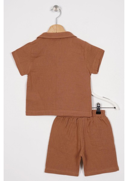 Arma Detaylı Kahverengi Renk Erkek Çocuk Şortlu Takım modelleri