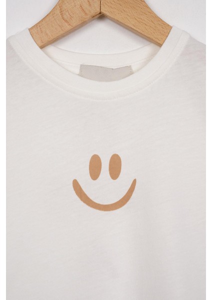 Smile Baskılı Arkası Yazı Baskılı Ekru Renk Erkek Çocuk Kaprili Takım fiyatları