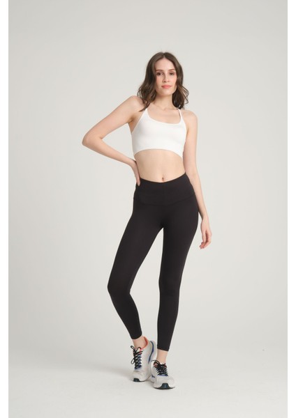Çapraz Ayarlanabilir Askılı Beyaz Crop Top