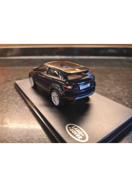 Ixo 1/43 Range Rover Evoque Coupe