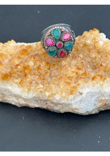 Tekno Trust Pembe Otantik Görünümlü Yakut Zümrüt ve Zirkon Taşlı Kadın Gümüş Yüzük 925 Ayar 18.23 Gram Oversize