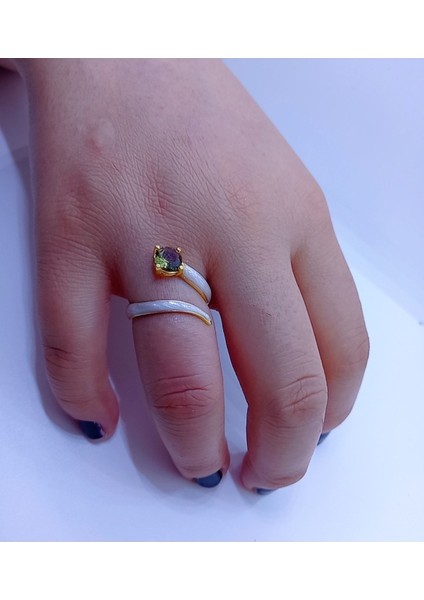 Tekno Trust Yuvarlak Beyaz Mineli Zultanit Taşlı Ayarlamalı Yüzük Mineli Altın