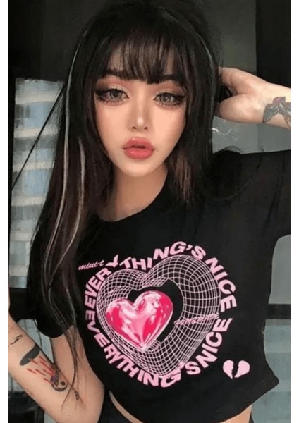 Everything Nice Siyah Crop Tişört