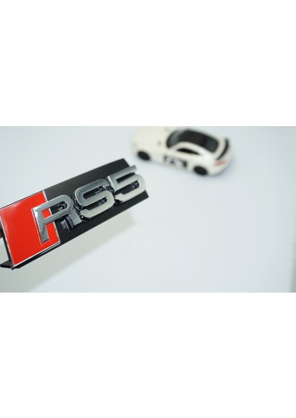 Rs5 Gümüş Kırmızı 3D Ön Panjur Logo Audi Ile Uyumlu