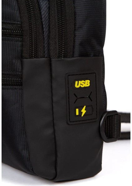 Unisex Siyah Imperteks Kumaş USB Kulaklık Çıkışlı Fermuarlı Bel Göğüs ve Omuz Çantası (19X29CM) tul202