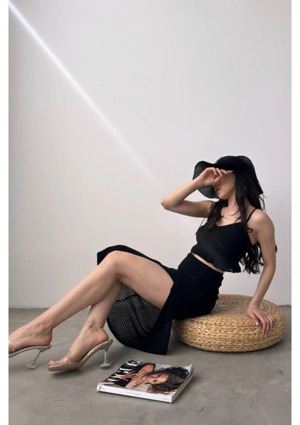 Fırfır Detaylı Crop Bluz ve Yırtmaç Detaylı Etek Triko Ikili Takım DFL4003 modelleri