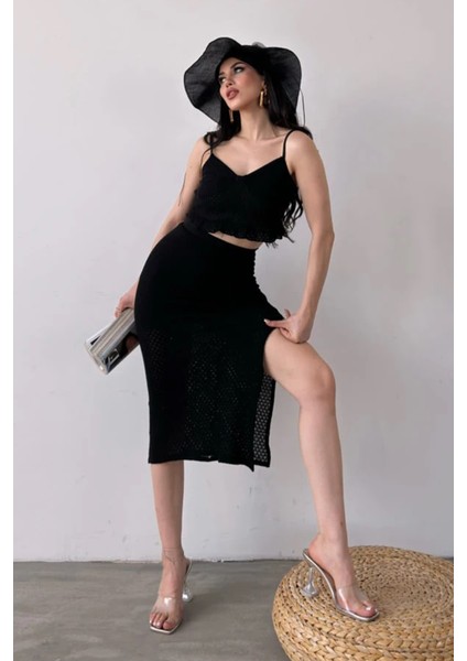 Fırfır Detaylı Crop Bluz ve Yırtmaç Detaylı Etek Triko Ikili Takım DFL4003