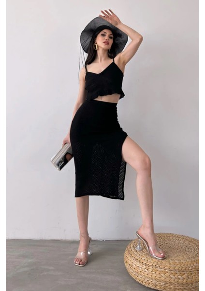 Fırfır Detaylı Crop Bluz ve Yırtmaç Detaylı Etek Triko Ikili Takım DFL4003