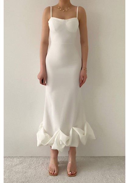 Julidress Beyaz Groplu askılı Eteği Volanlı Premium Uzun Elbise