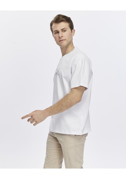 Arkası ve Önü Baskılı Oversize Tişört modelleri