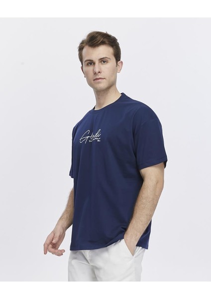 Arkası ve Önü Baskılı Oversize Tişört modelleri