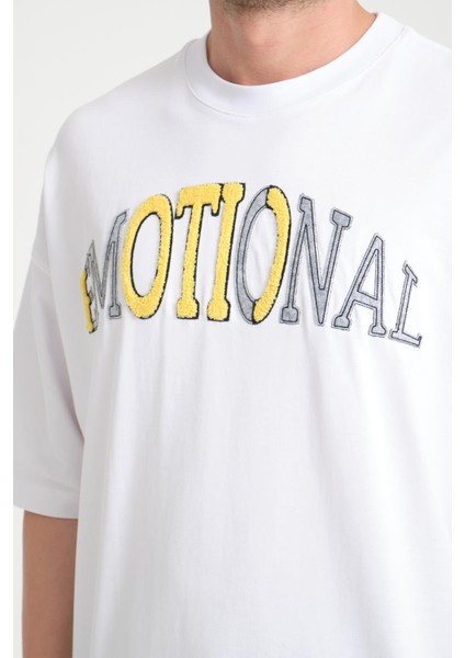 R-5786 Emotıonal Nakışlı Oversize Süprem Tişört modelleri