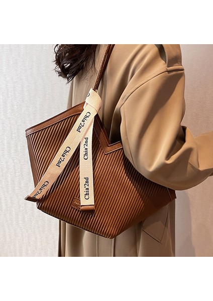 Trendy Kore Tarzı Moda Omuz Çantası Büyük Kapasiteli Banliyö Çantası (Yurt Dışından) fırsatları
