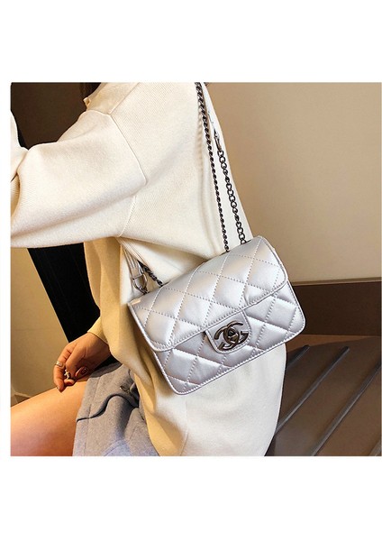 Tek Omuz Çantası, Moda Zincir Çantası, Küçük Kare Çantası, Kadınların Karşılık Çantası (Yurt Dışından) modelleri