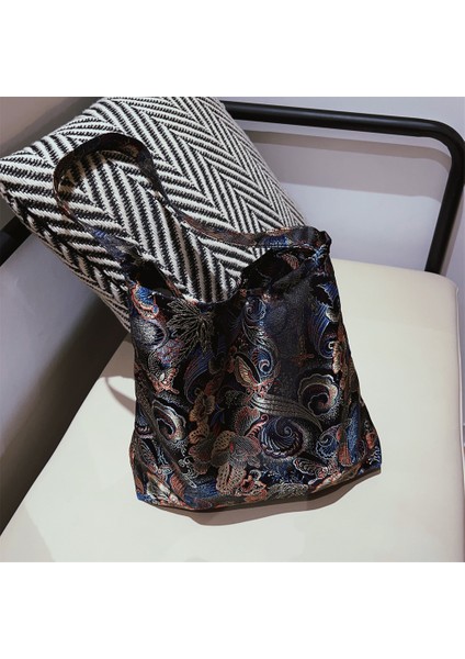 Yeni Çin Tarzı Brokar Jakarlı Koltuk Altı Çantası Tek Omuz Kadın Kanvas Çanta Retro Edebi Niş Tarzı (Yurt Dışından) indirimleri