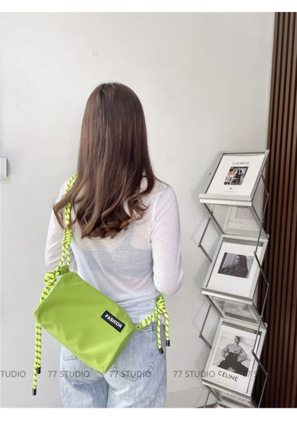 Su Geçirmez Rahat Omuz Çantası Kadın Tost Yastık Çantası Crossbody Çanta (Yurt Dışından) fırsatları