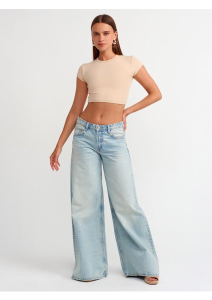 30936 Vücuda Oturan Crop Top-Açık Bej