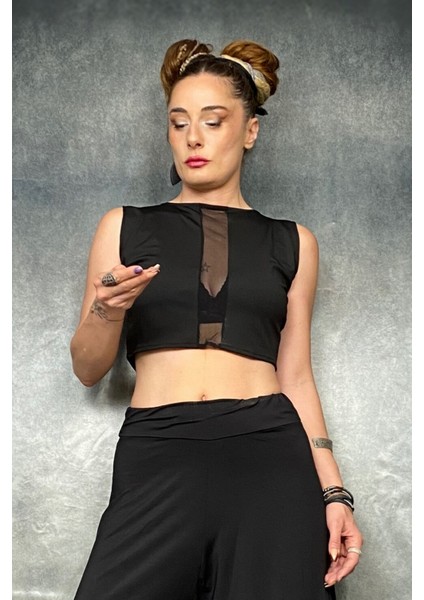 Tül Detaylı Siyah Jarse Crop Bluz