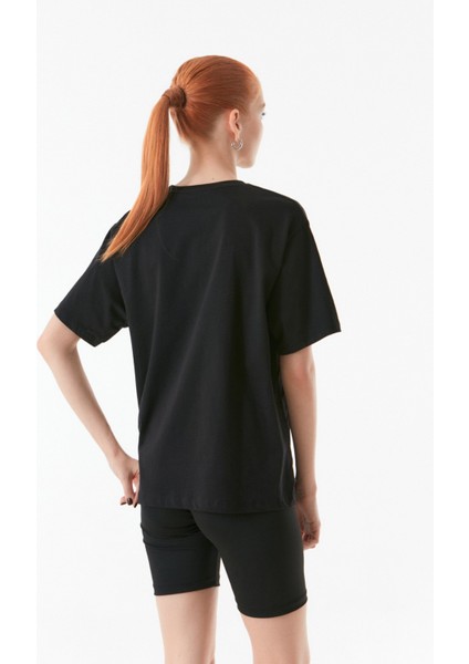 Yazı Nakışlı Bisiklet Yaka Oversize Tişört modelleri