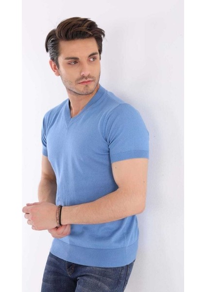 V Yaka Triko T-Shirt