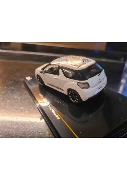 Ixo 1/43 Citroen Ds3 Kenzo Edition 2010