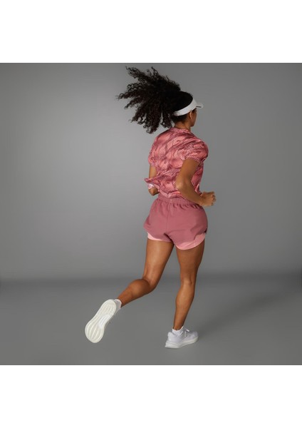 Own The Run Break The Norm Aeroready Kadın Şort