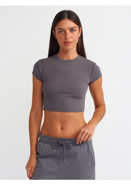 30936 Vücuda Oturan Crop Top-Füme