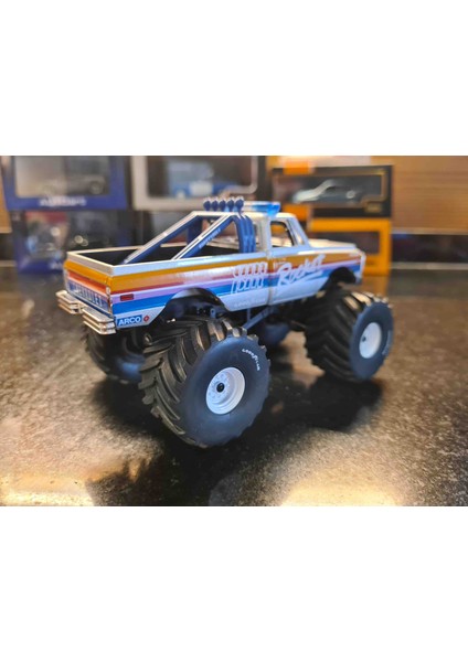 1/43 Chevrolet K-10 1972 Rocket Monster Truck fiyatları
