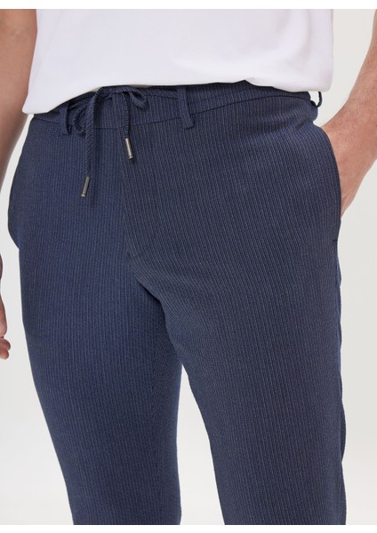 Altınyıldız Classics Normal Bel Normal Paça Slim Fit Lacivert Erkek Pantolon 4A0124200026