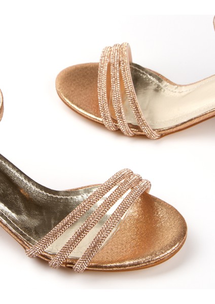 Rose Arkası Kapalı Taş Işleme Kalın Topuklu Ayakkabı indirimleri