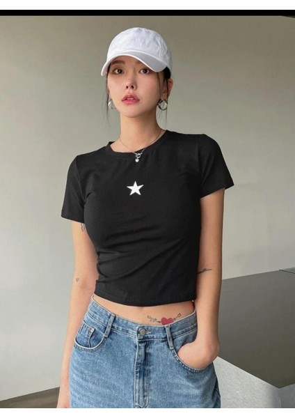 Dvess Star Print Crop Tee Yıldız Baskılı Crop T-Shirt Body fiyatları