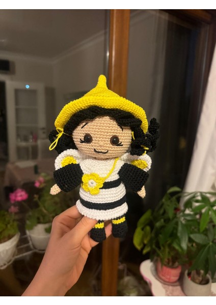 Paris Organik Oyuncak Bee Gırl Arı Kız Amigurumi Oyuncak (25 Cm)