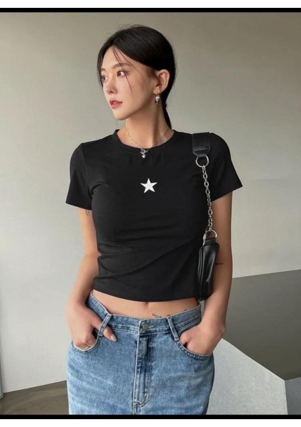 Dvess Star Print Crop Tee Yıldız Baskılı Crop T-Shirt Body modelleri