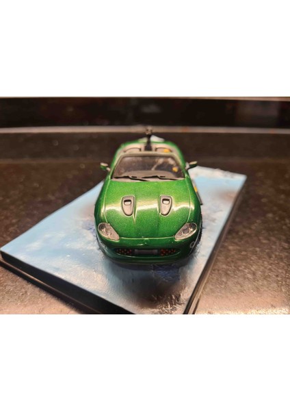 1/43 Jaguar Xkr James Bond 007 Die Another Day modelleri