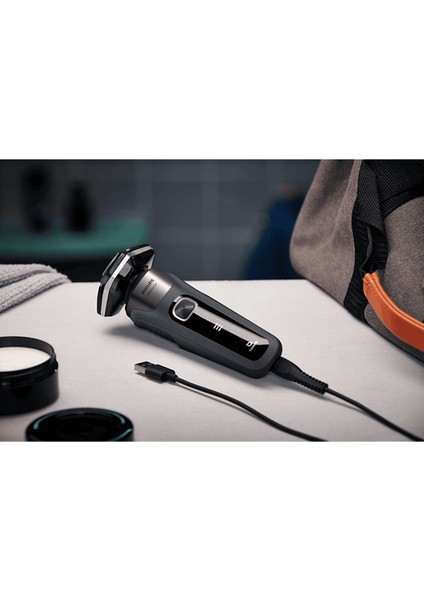 S5887/10 Tıraş Makinesi Siyah Gri Islak ve Kuru Siyah Şarjlı fırsatları