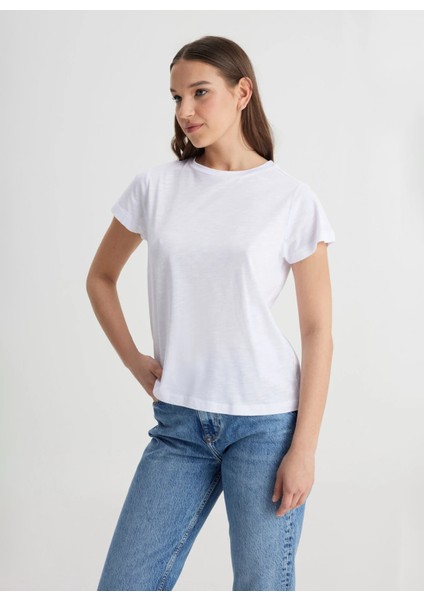 Bisiklet Yaka Beyaz Kadın T-Shirt L241644LJ-BISIKLET Yaka T-Shirt modelleri