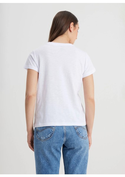 Bisiklet Yaka Beyaz Kadın T-Shirt L241644LJ-BISIKLET Yaka T-Shirt fırsatları