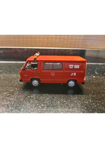 1/43 Mercedes MB180 Zaragoza Fire Department (Ölümlü Dünya 2) fiyatları