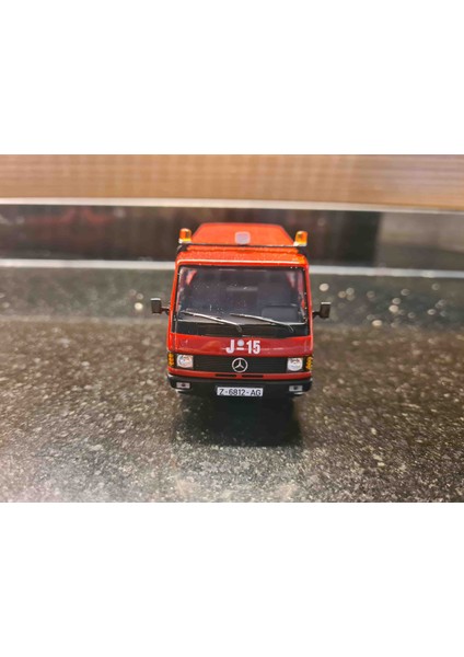 1/43 Mercedes MB180 Zaragoza Fire Department (Ölümlü Dünya 2) fırsatları