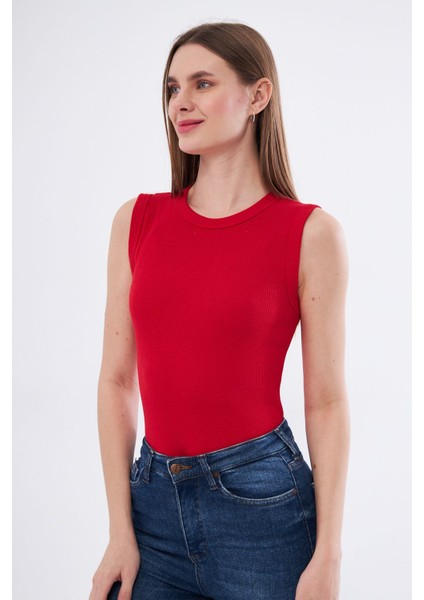 Kadın Kırmızı Fitilli Bisiklet Yaka Geniş Omuz Sıfır Kol Atlet fiyatları