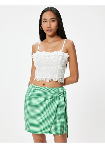 x Sibil Çetinkaya - Çiçekli Fisto Crop Üst Slim Fit Ince Askılı modelleri