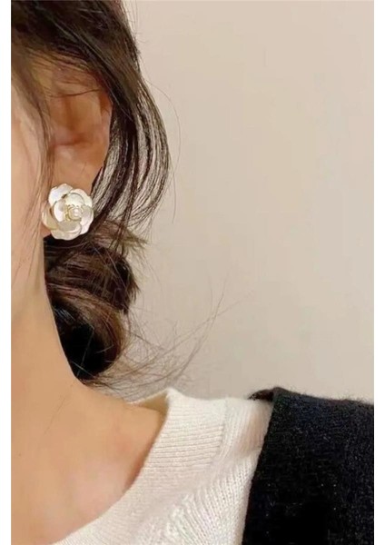 Tek Incili Katmerli Çiçek Küpe indirimleri