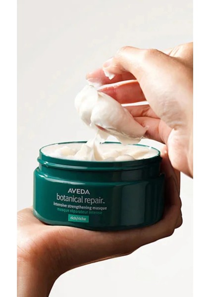 Botanical Repair Intensive Rich Bitkilerin Gücü ile Yıpranmış Saçları Onaran Yoğun Maske (200ML)