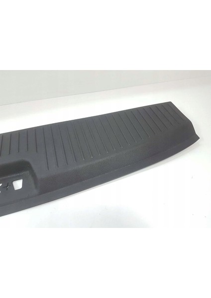 Ford Courier Arka Bagaj Panel Üst Bakaliti ET76R40352AE 2014-2020 fırsatları