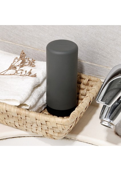 240ML Silikon Sıkma Şişe Şampuan Duş Losyon Jel Alt Şişe Makyaj Dolum Konteyneri (Yurt Dışından) fırsatları