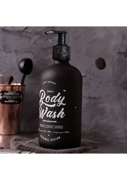 Her Gün Tarzı 500ML Siyah Mat Cam Şişe Sabunluk Banyo Vücut Yıkama Şampuan Saç Kremi Şişeler Taşınabilir Depolama Alt Şişe (Yurt Dışından) fiyatları