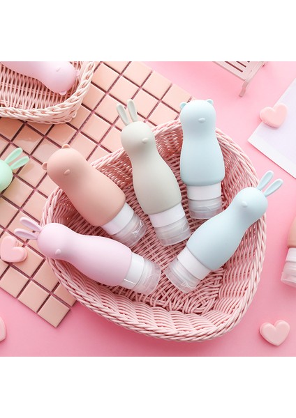 D Stili 90ML Sevimli Hayvanlar Silikon Seyahat Alt-Matara Cilt Bakımı Su Süt Duş Jeli Saklama Şişesi Taşınabilir Losyon Dolum Şişeleri (Yurt Dışından) fırsatları