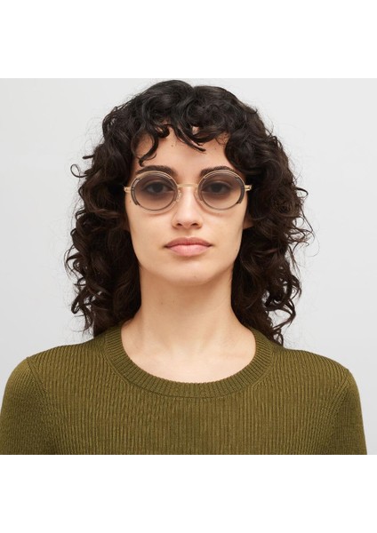Pearl 653 46-27 Unisex Güneş Gözlüğü – Altın Titanyum Çerçeve, Füme Degrade Cam
